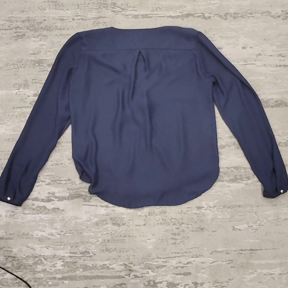 Blouse - Picture 5 of 6